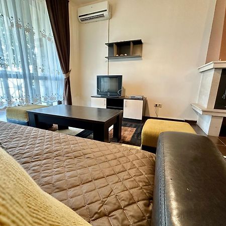 Menada Imperial Heights Villas Sunny Beach Esterno foto