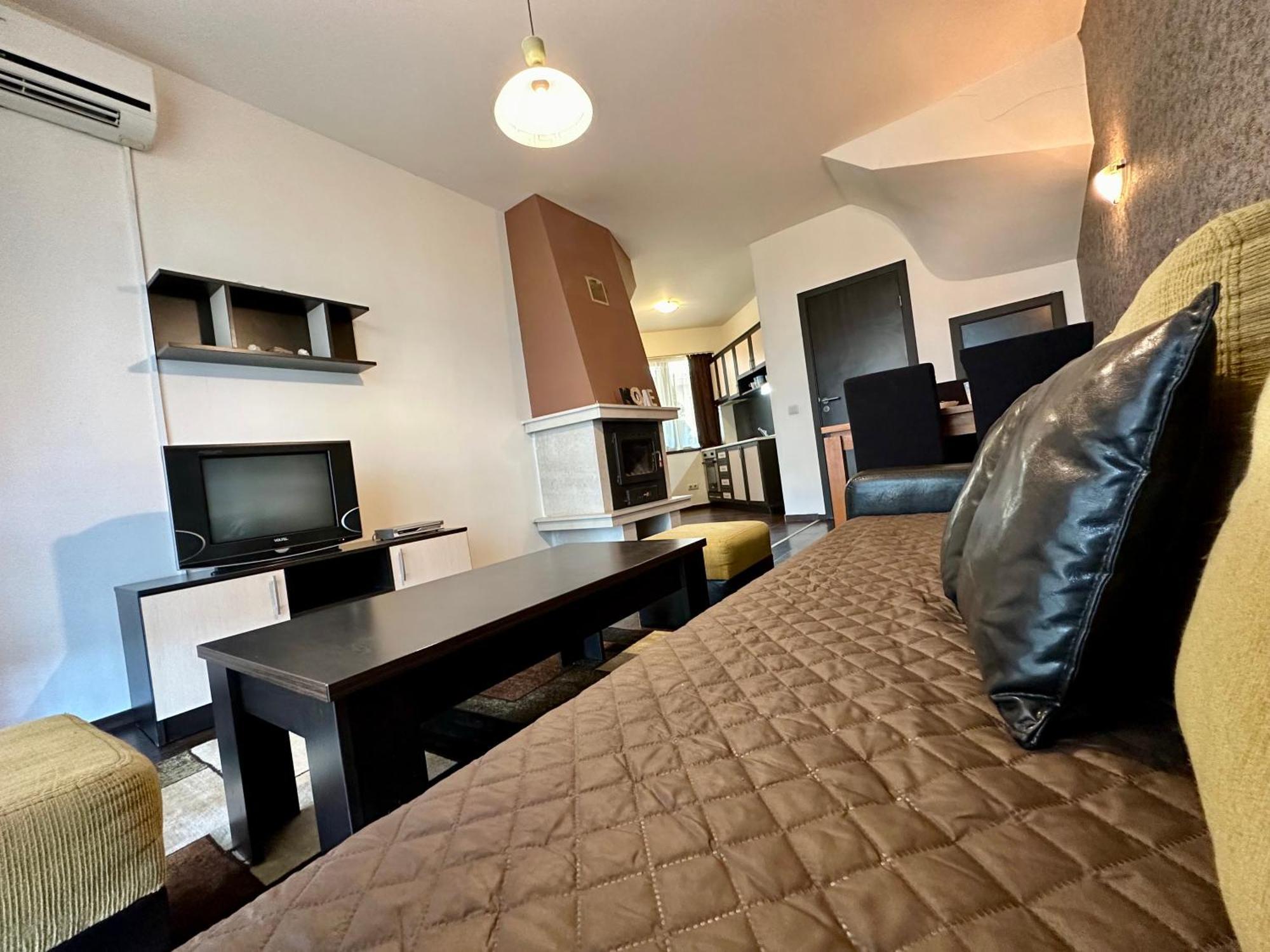 Menada Imperial Heights Villas Sunny Beach Esterno foto