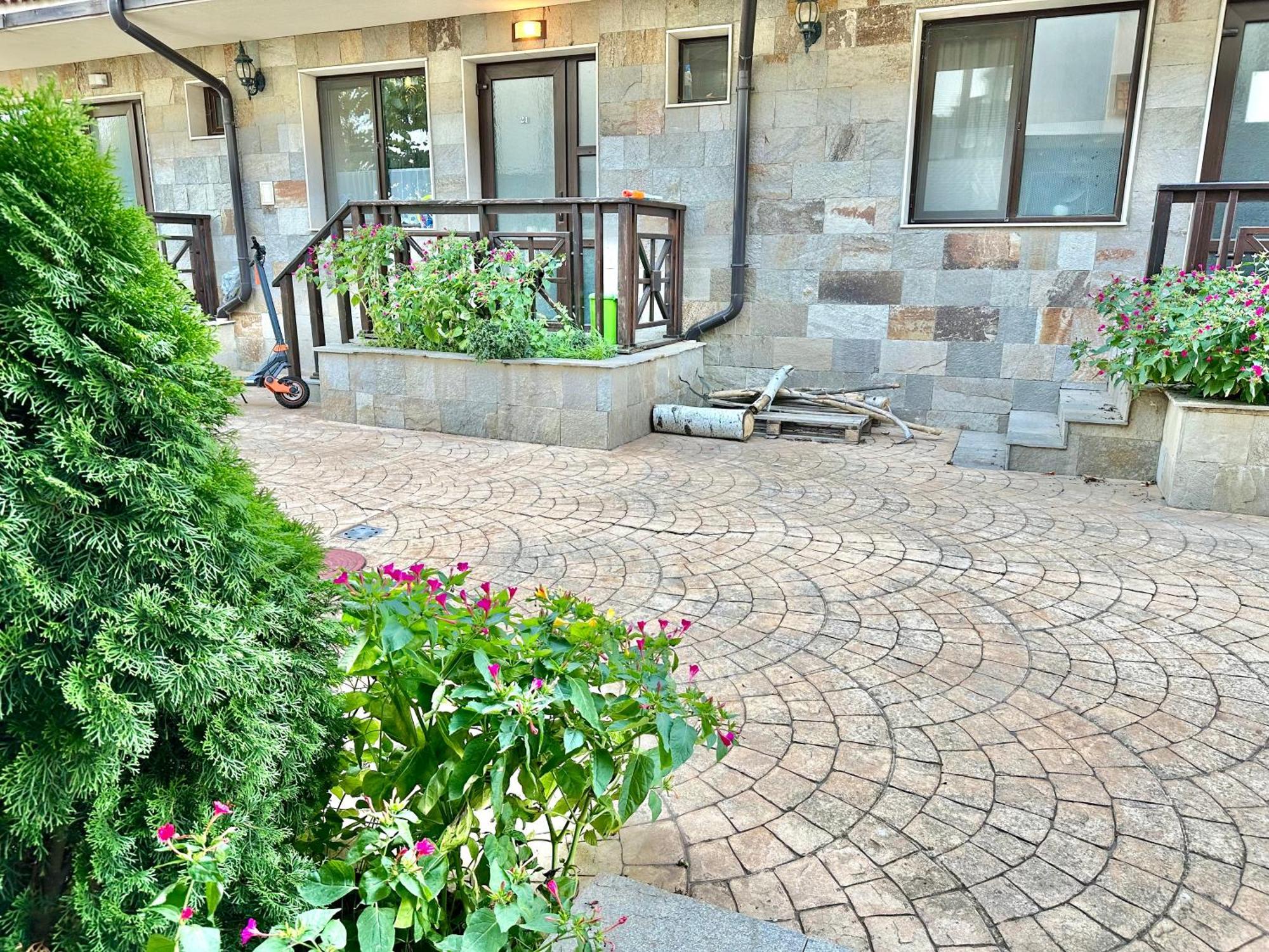 Menada Imperial Heights Villas Sunny Beach Esterno foto