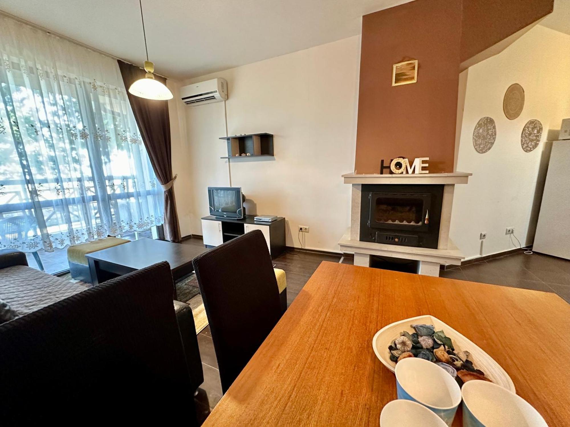 Menada Imperial Heights Villas Sunny Beach Esterno foto