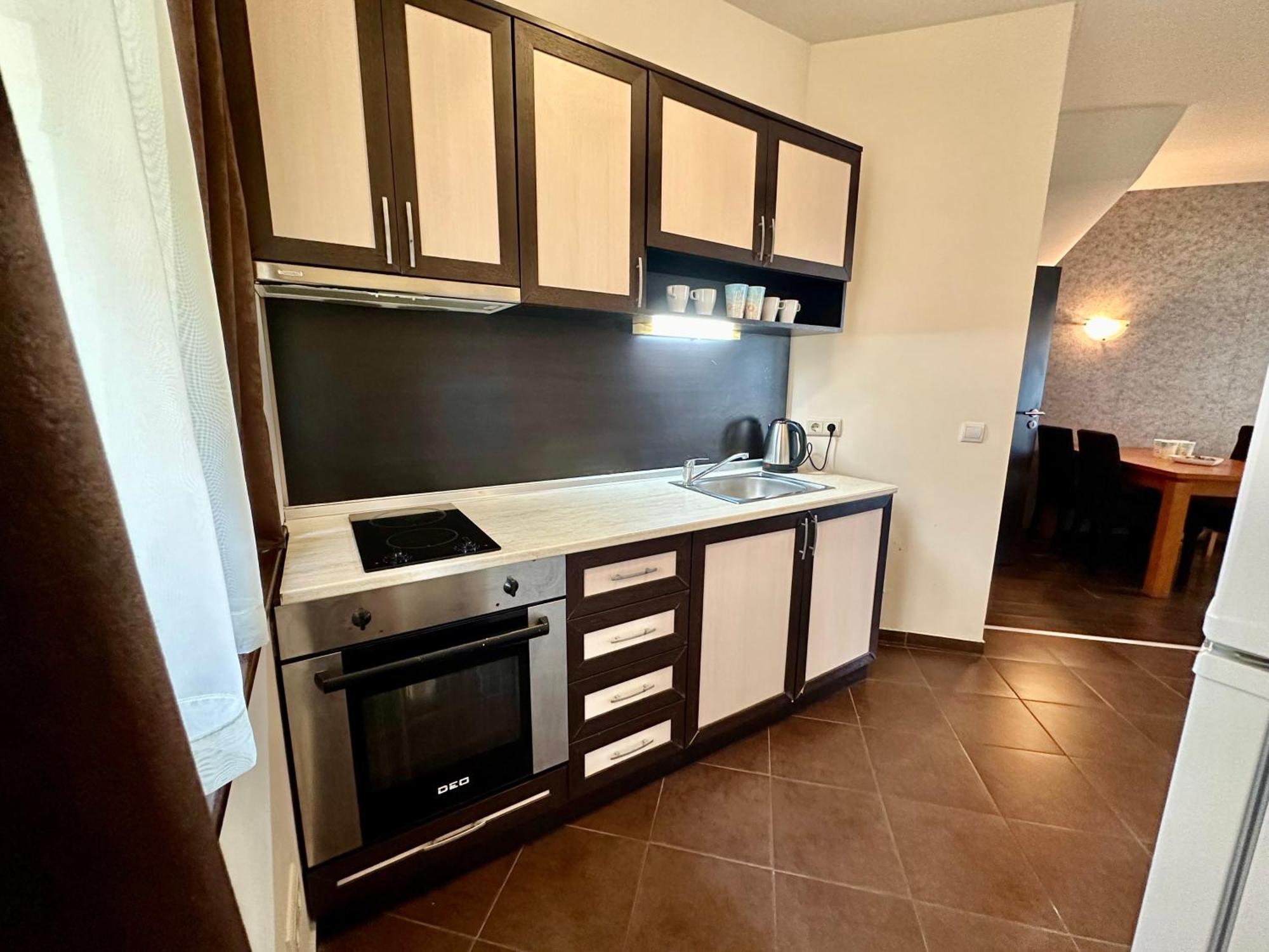 Menada Imperial Heights Villas Sunny Beach Esterno foto