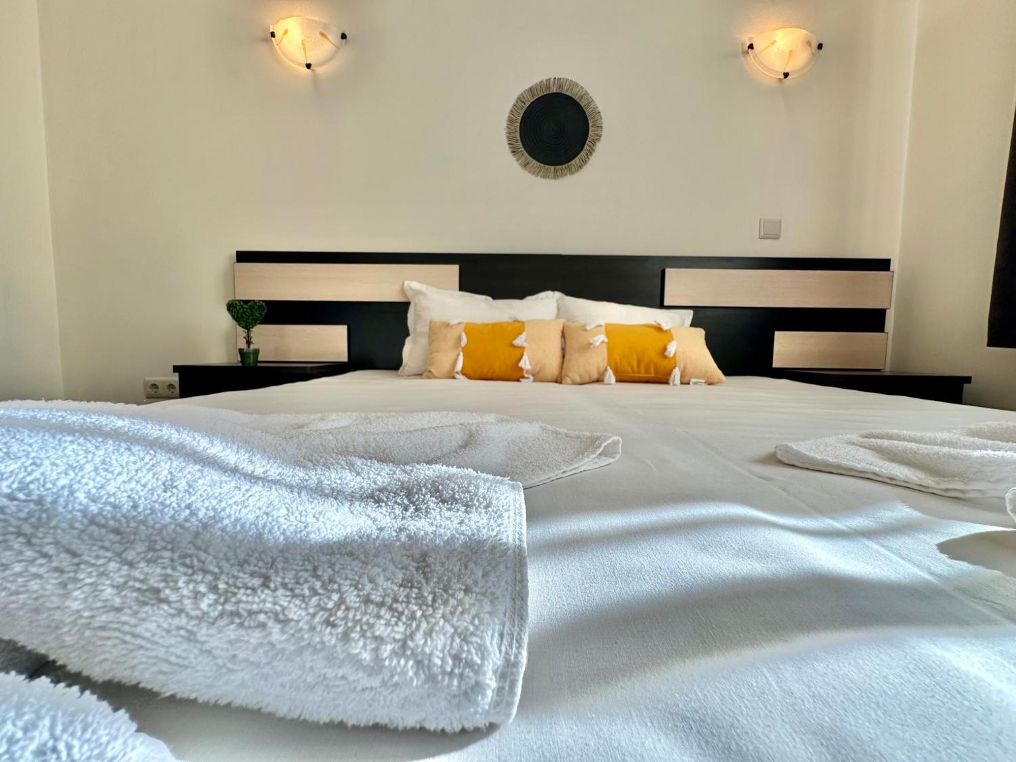 Menada Imperial Heights Villas Sunny Beach Esterno foto