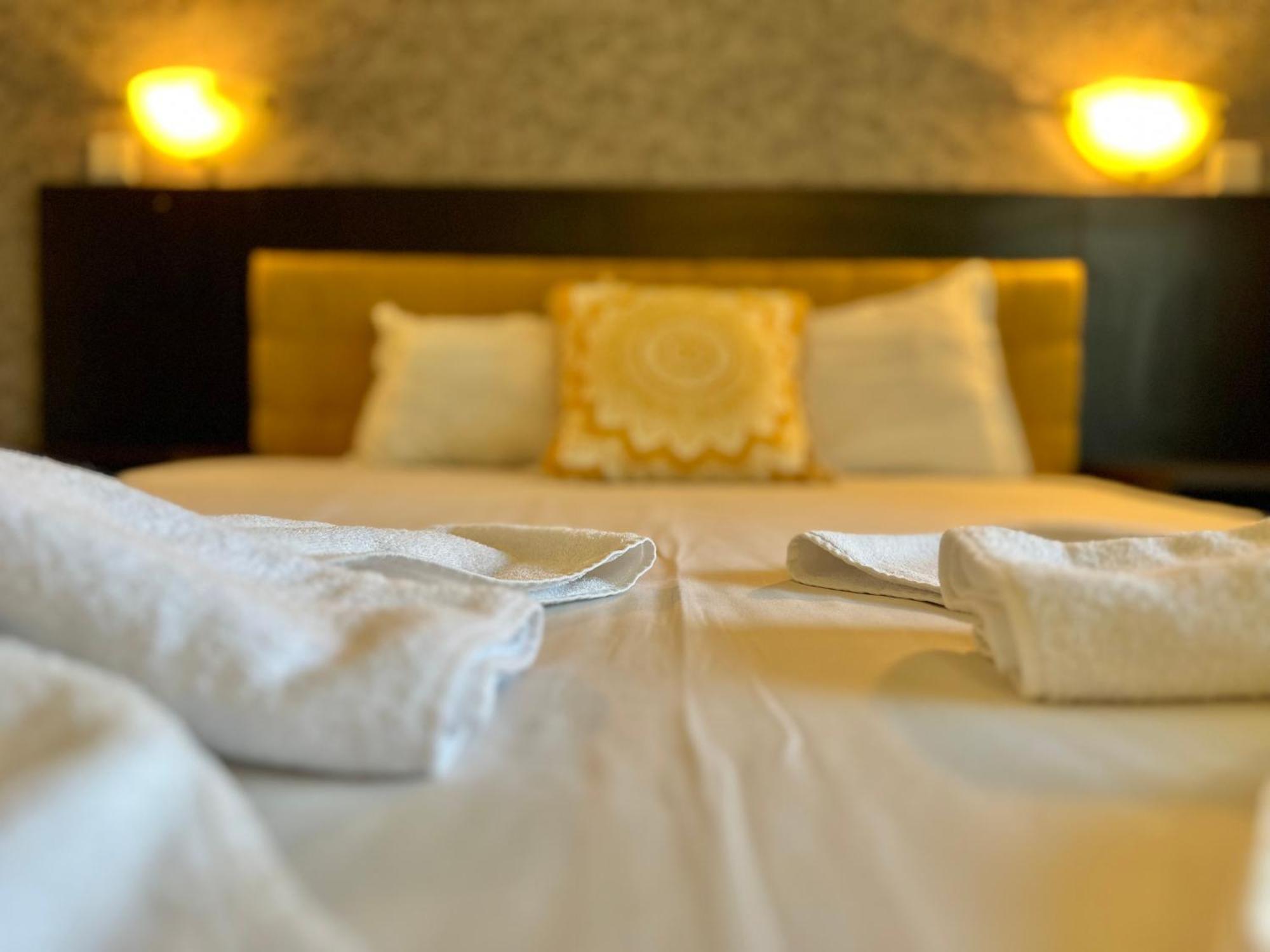 Menada Imperial Heights Villas Sunny Beach Esterno foto